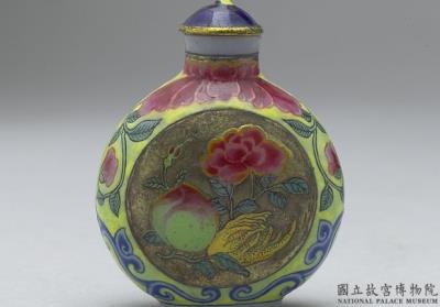 图片[2]-Glass-body painted enamel snuff bottle with auspicious symbols of prosperity, longevity, and “ruyi”, Qing dynasty, Qianlong reign (1736-1795)-China Archive